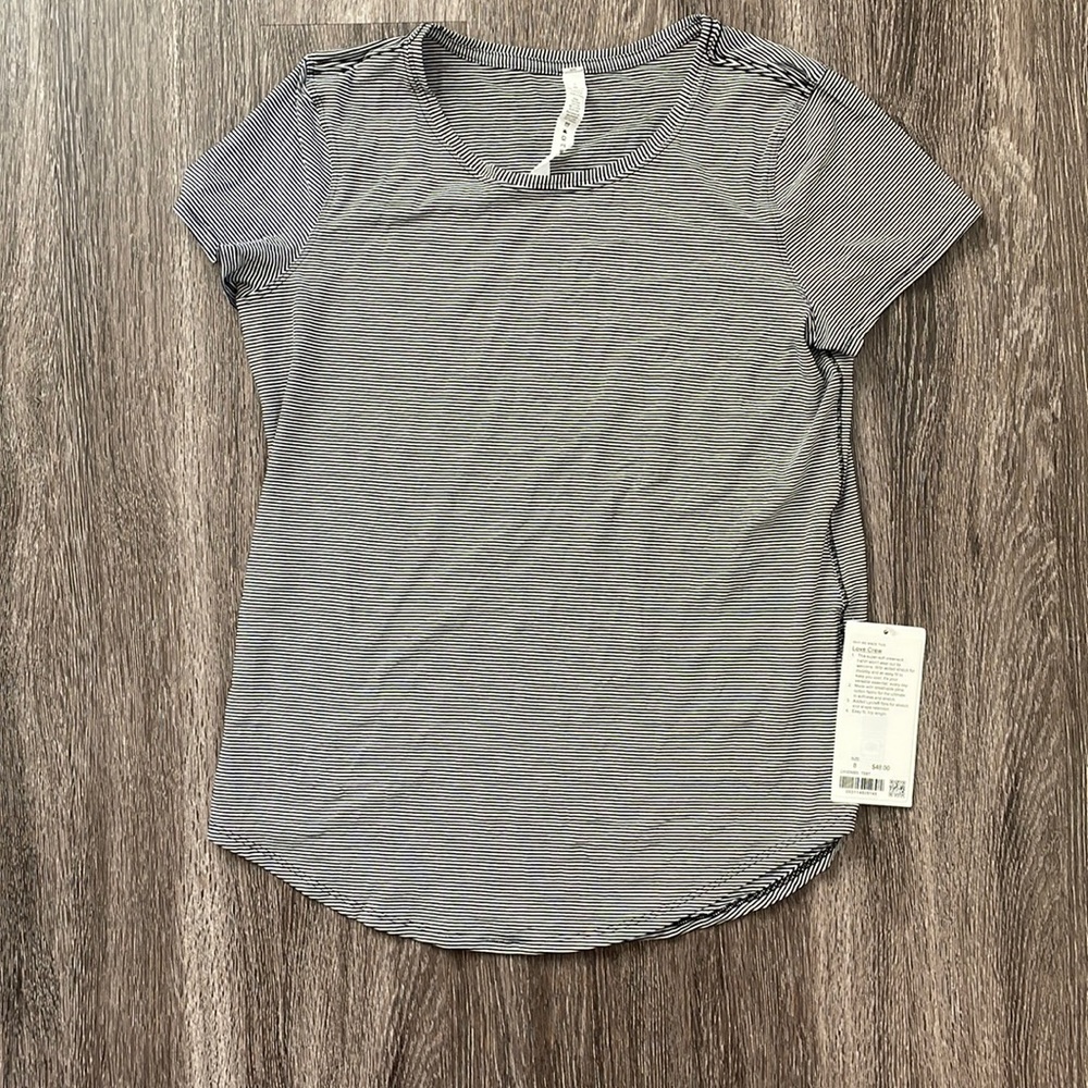 Brand new Lululemon top